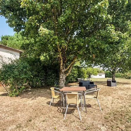 Lägenhet Charmant Appartement